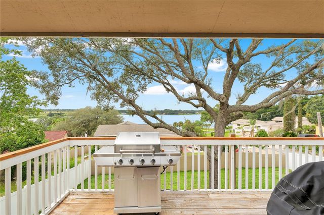 2202 TOPPING PLACE, Eustis, FL 32726