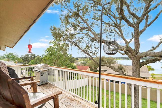 2202 TOPPING PLACE, Eustis, FL 32726