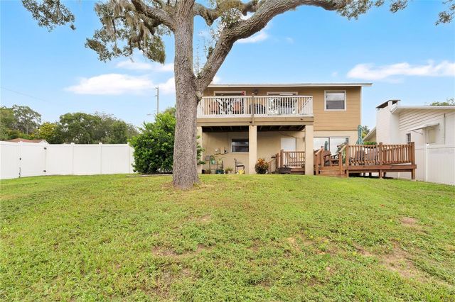 2202 TOPPING PLACE, Eustis, FL 32726