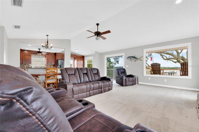 2202 TOPPING PLACE, Eustis, FL 32726