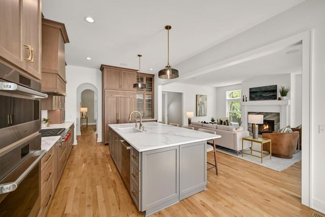 1055 Red Barn LANE, Elm Grove, WI 53122