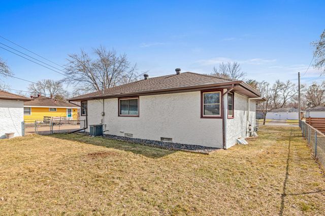 2865 115th Lane NW, Coon Rapids, MN 55433