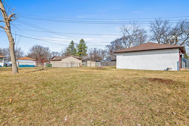 2865 115th Lane NW, Coon Rapids, MN 55433