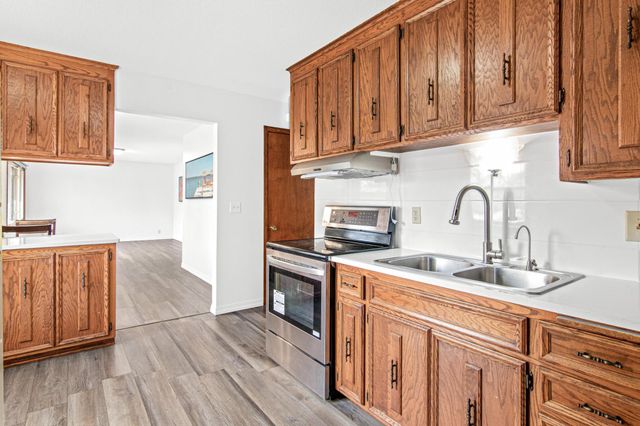 2865 115th Lane NW, Coon Rapids, MN 55433