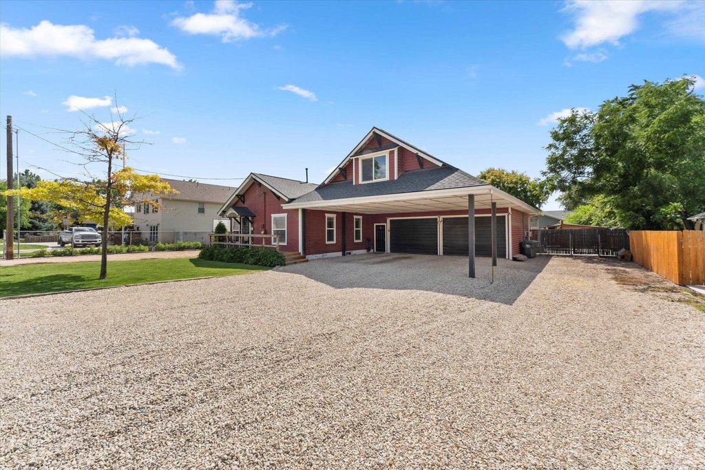 527 N N Marteeson, Kuna, ID 83634