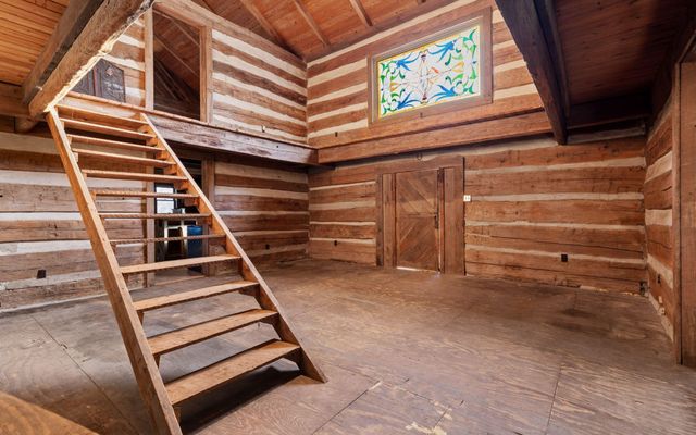 661 Jill Lane, Chickamauga, GA 30707