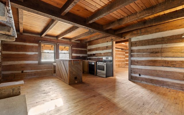 661 Jill Lane, Chickamauga, GA 30707