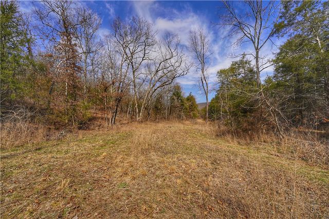 553 Madison 6615, Huntsville, AR 72740