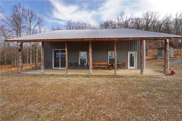 553 Madison 6615, Huntsville, AR 72740