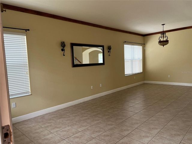 8810 CAMERON CREST DRIVE, Tampa, FL 33626