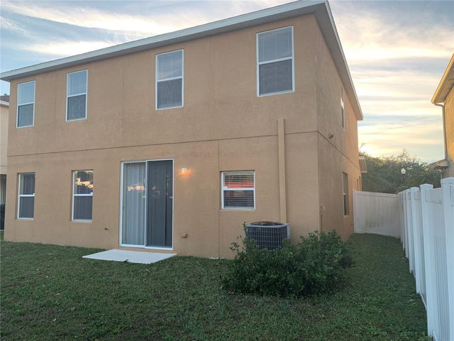 8810 CAMERON CREST DRIVE, Tampa, FL 33626