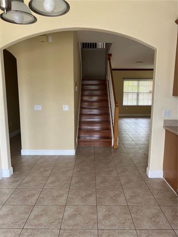 8810 CAMERON CREST DRIVE, Tampa, FL 33626