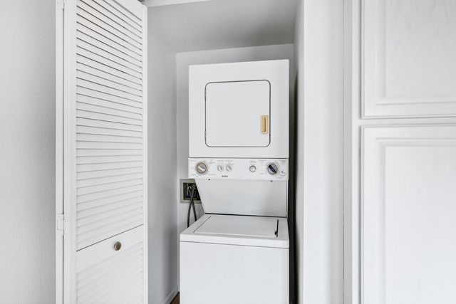 3840 N 43rd Avenue 78, Phoenix, AZ 85031