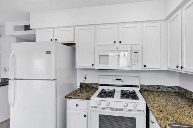 3840 N 43rd Avenue 78, Phoenix, AZ 85031