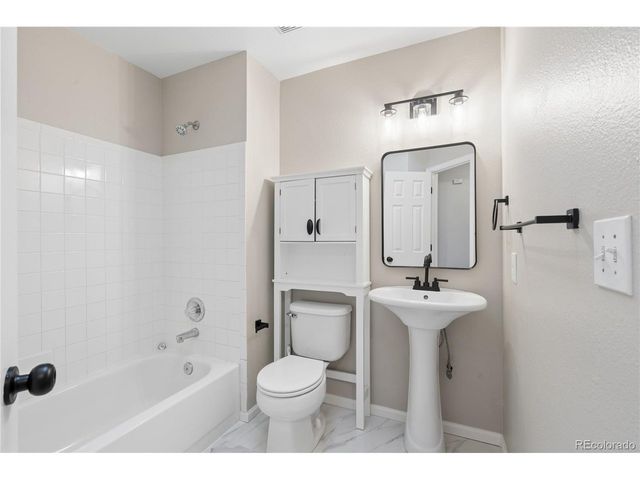 10606 Hyacinth Ct, Highlands Ranch, CO 80129