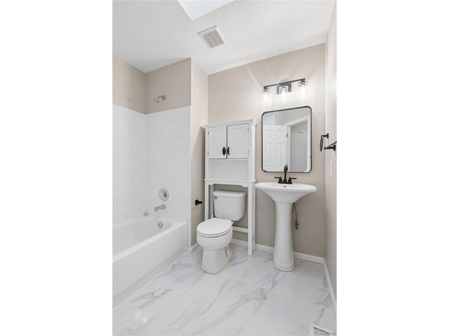 10606 Hyacinth Ct, Highlands Ranch, CO 80129