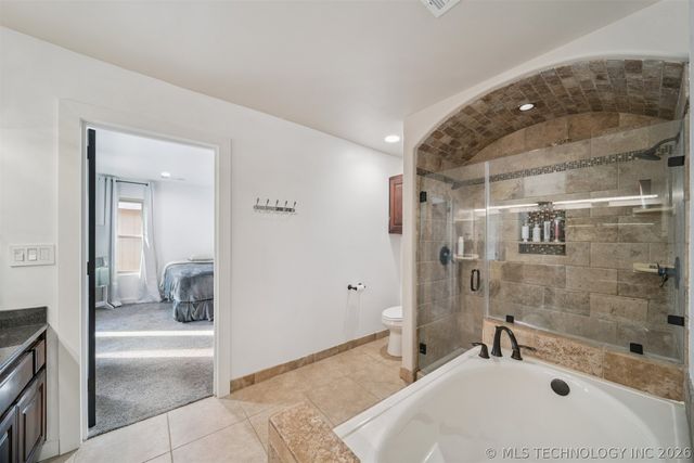 7705 N 127th East Avenue, Owasso, OK 74055