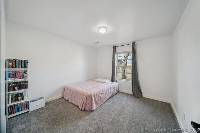 7705 N 127th East Avenue, Owasso, OK 74055