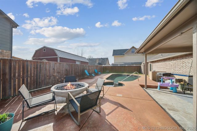 7705 N 127th East Avenue, Owasso, OK 74055