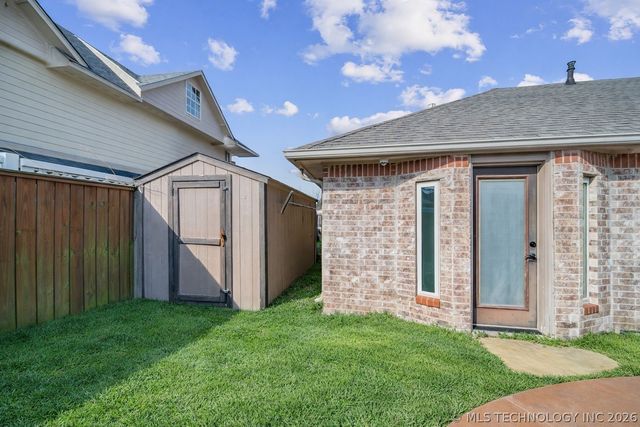 7705 N 127th East Avenue, Owasso, OK 74055