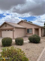 2877 E Terrace Avenue, Gilbert, AZ 85234