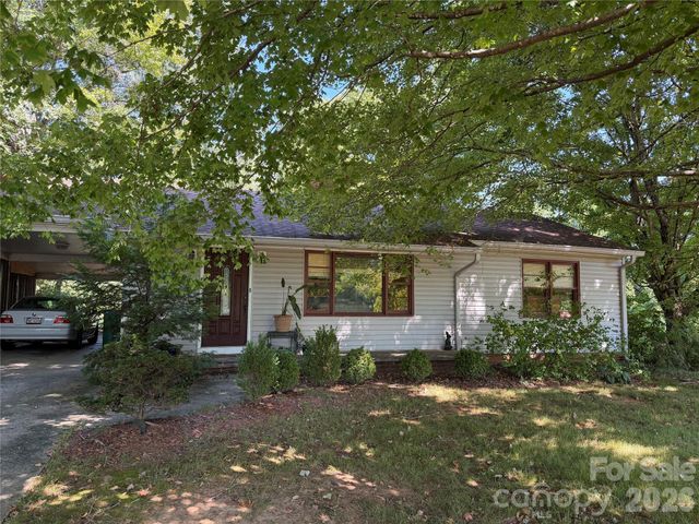 1750 W Ridge Road, Salisbury, NC 28147