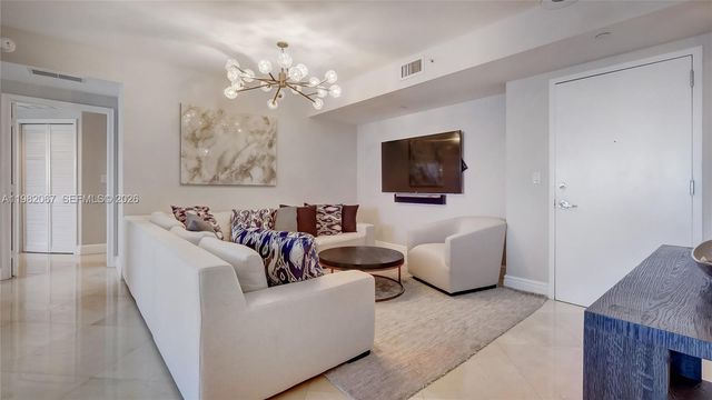 6365 Collins Ave 3802, Miami Beach, FL 33141