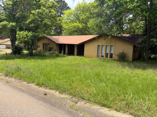 4224 Cypress Drive, Jackson, MS 39212