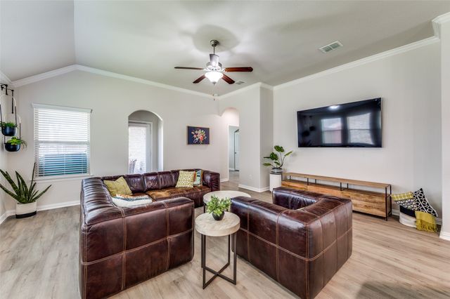 904 Ayres Drive, Mckinney, TX 75071