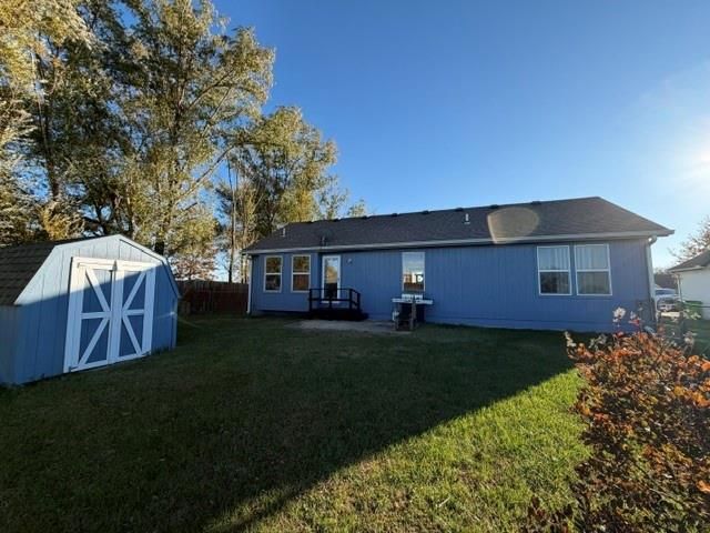 605 W 3rd Terrace, Wellsville, KS 66092