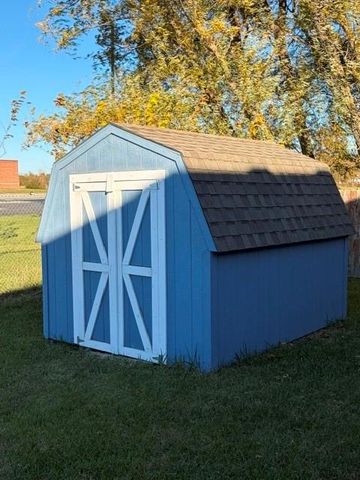 605 W 3rd Terrace, Wellsville, KS 66092