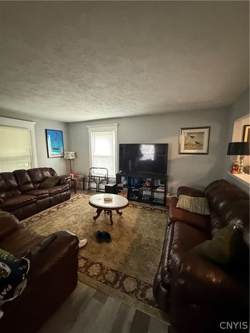 1 Lawton Avenue, Auburn, NY 13021