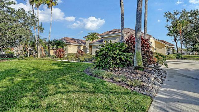 10084 CHERRY HILLS AVE CIR, Bradenton, FL 34202