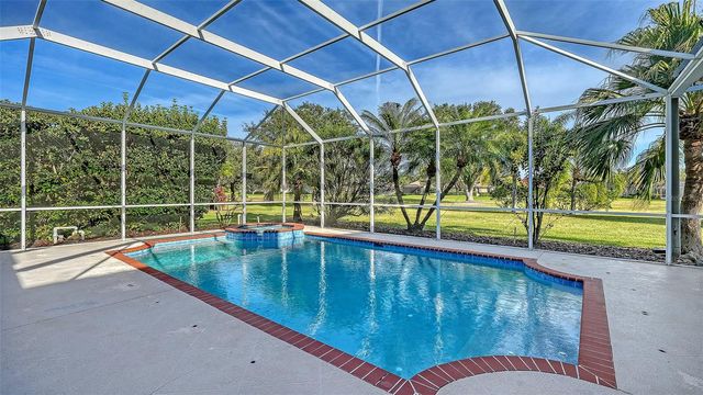10084 CHERRY HILLS AVE CIR, Bradenton, FL 34202
