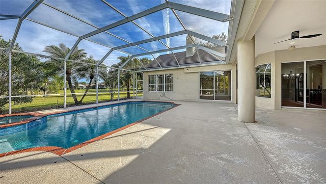 10084 CHERRY HILLS AVE CIR, Bradenton, FL 34202