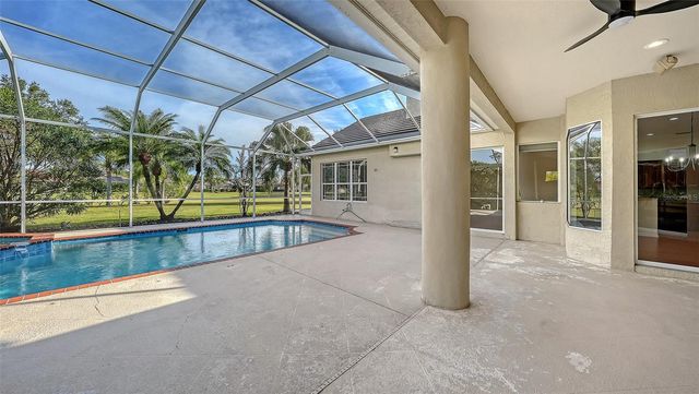 10084 CHERRY HILLS AVE CIR, Bradenton, FL 34202