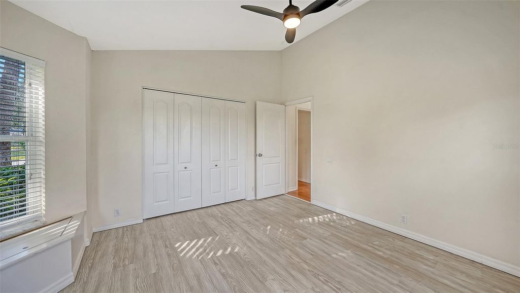 Image 25 of property listing at 10084 CHERRY HILLS AVE CIR, Bradenton, FL 34202