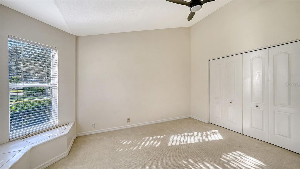 Image 39 of property listing at 10084 CHERRY HILLS AVE CIR, Bradenton, FL 34202