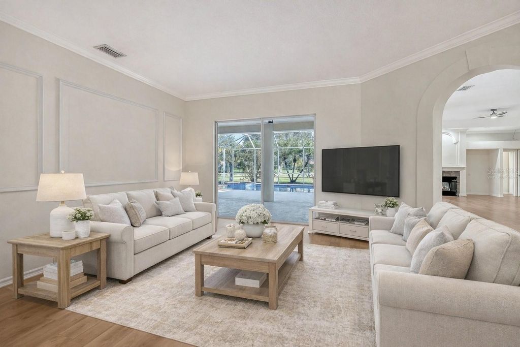 Image 67 of property listing at 10084 CHERRY HILLS AVE CIR, Bradenton, FL 34202