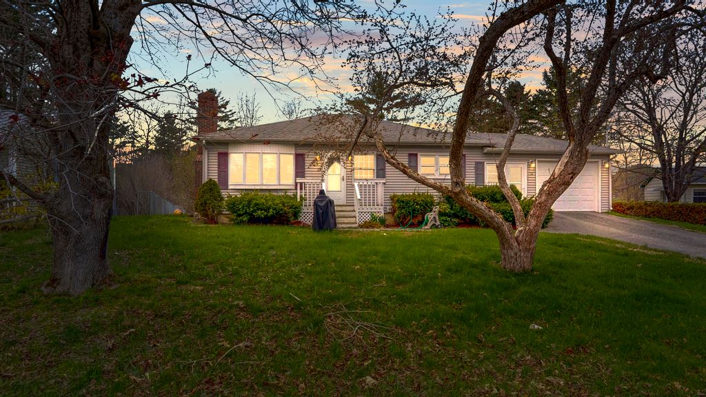 10 Riley Street, Lewiston, ME 04240 — photo 3