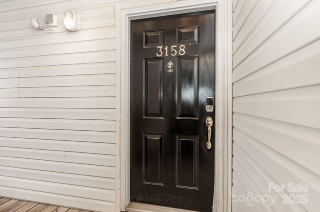 3158 Walnut Park Drive, Charlotte, NC 28262