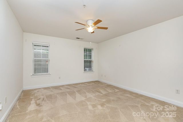 3158 Walnut Park Drive, Charlotte, NC 28262