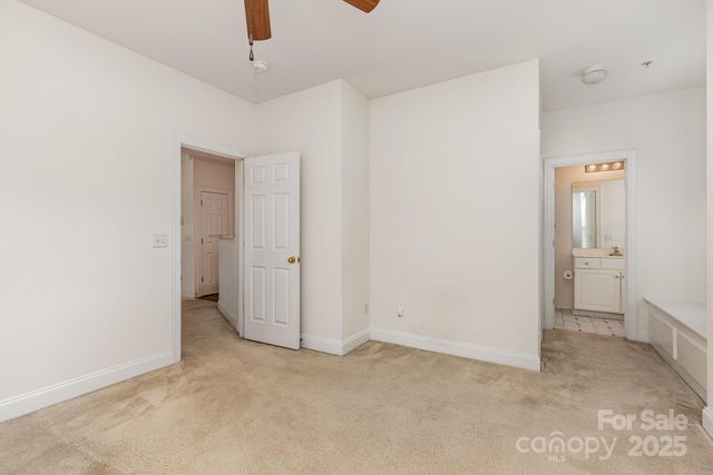 3158 Walnut Park Drive, Charlotte, NC 28262