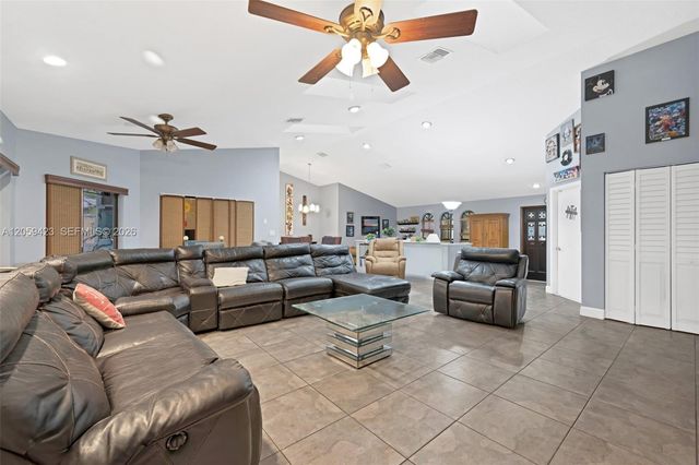 8622 NW 49th Drive, Coral Springs, FL 33067