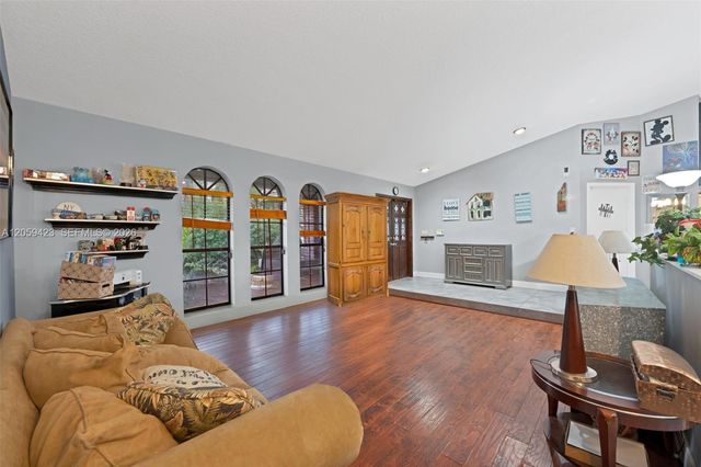 8622 NW 49th Drive, Coral Springs, FL 33067