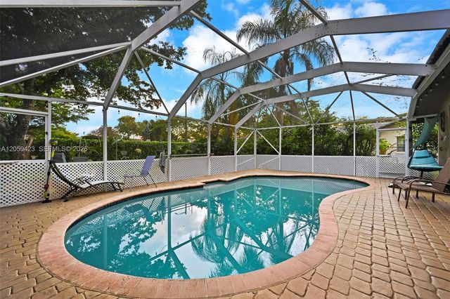 8622 NW 49th Drive, Coral Springs, FL 33067