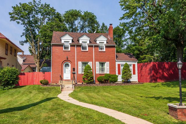 1432 E EDGEWOOD Avenue, Chicago Heights, IL 60411