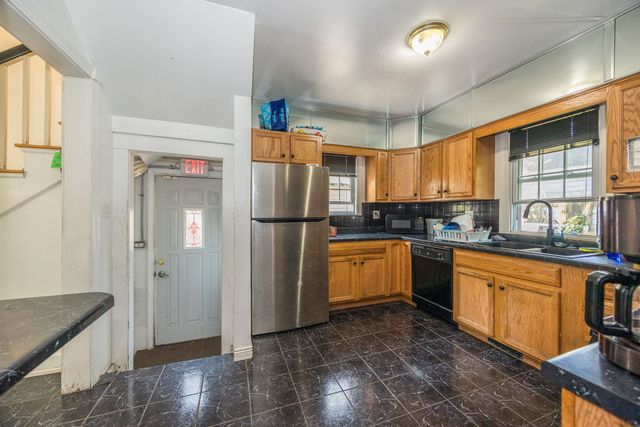 1432 E EDGEWOOD Avenue, Chicago Heights, IL 60411