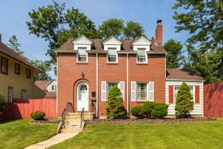 1432 E EDGEWOOD Avenue, Chicago Heights, IL 60411