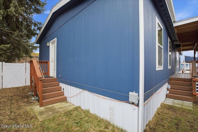 1750 W Yorkshire AVE, Coeur D'alene, ID 83815